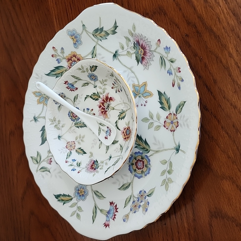 ANDREA BY SADEK BUCKINGHAM 3 PIECE PARTY SERVER - Picture 14 of 14